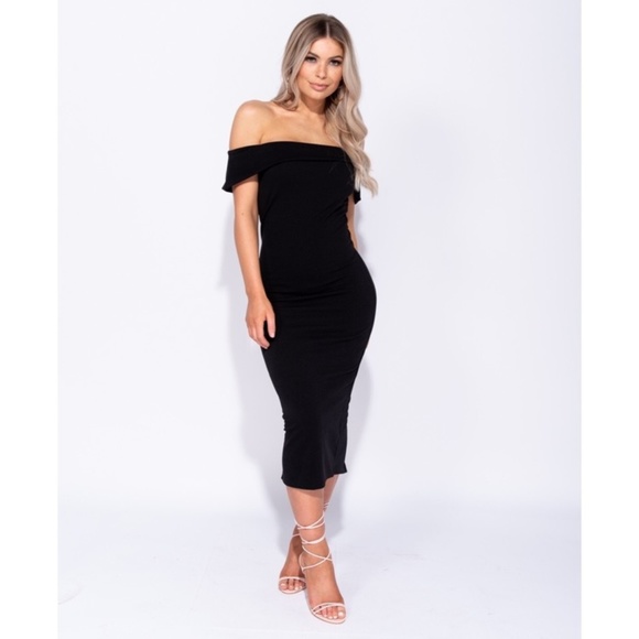 Dresses & Skirts - 🆕 FEMME FATALE BLACK BARDOT DRESS